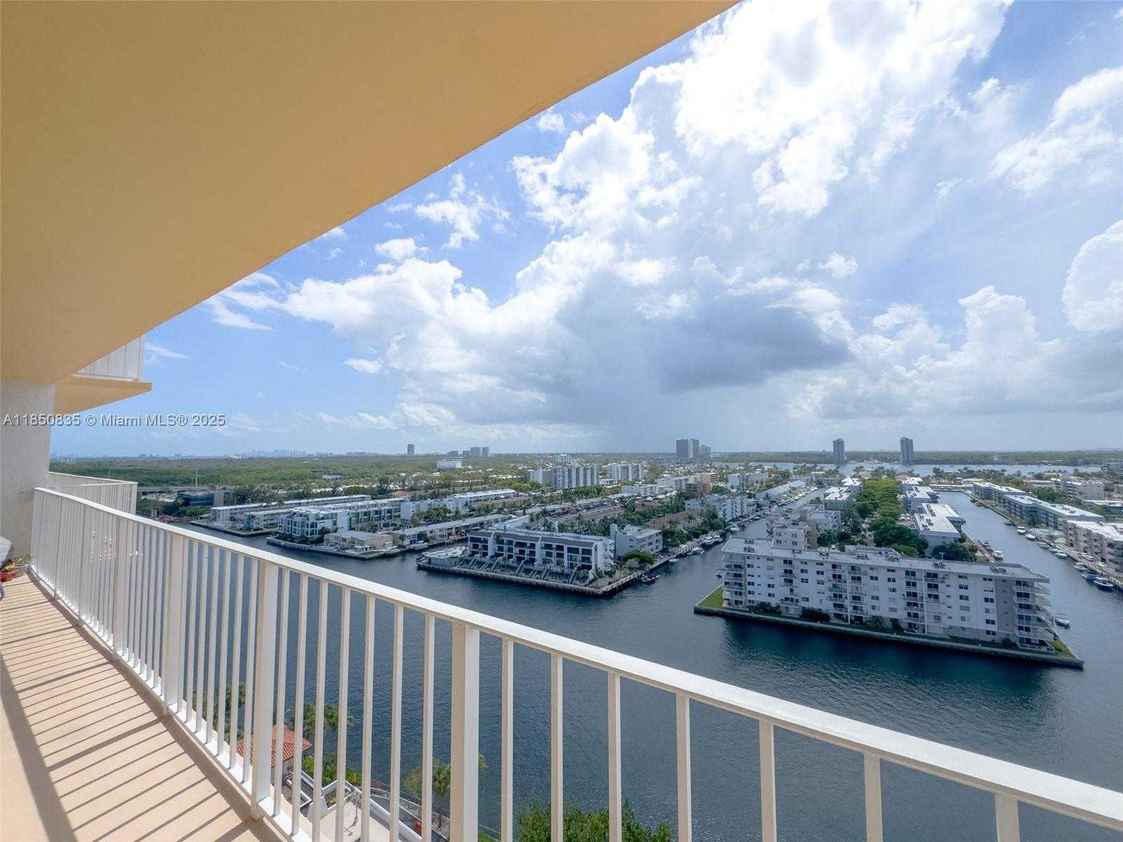 Small Image of 290 174TH ST #1902, Sunny Isles Beach Number 5