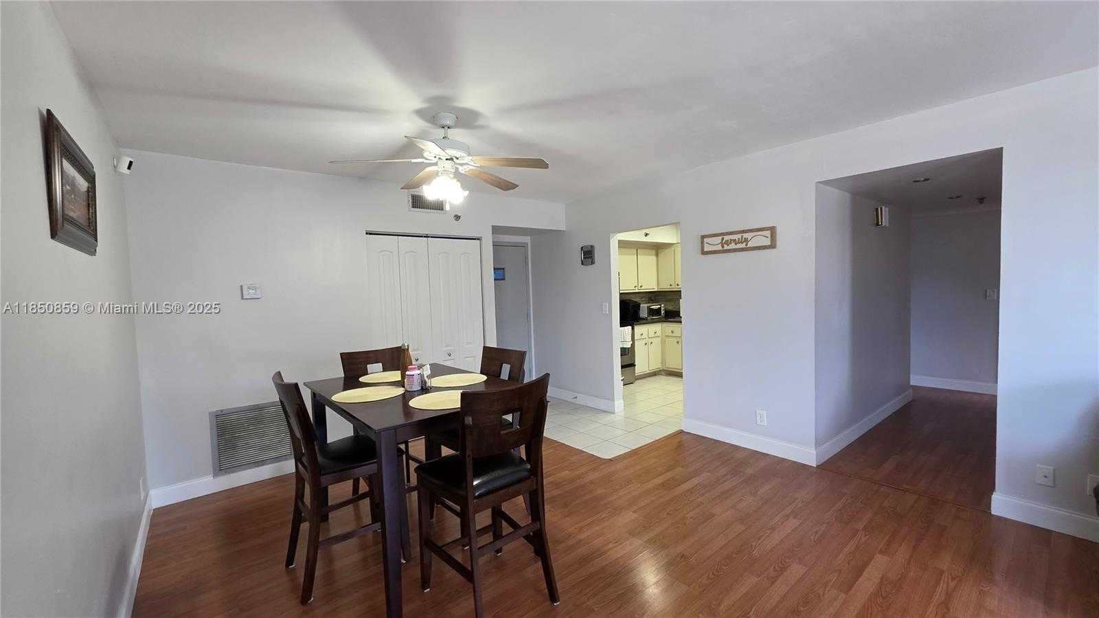 Small Image of 901 HILLCREST DR #215, Hollywood Number 12