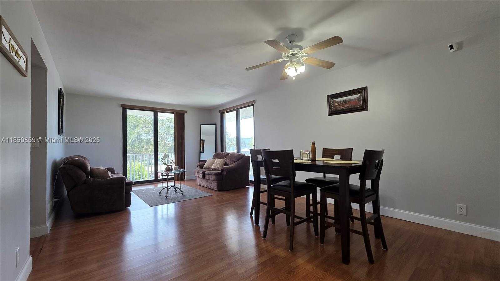 Small Image of 901 HILLCREST DR #215, Hollywood Number 8