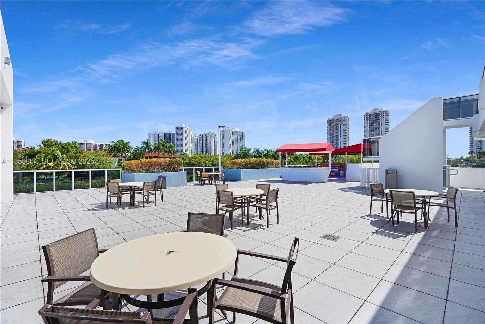 Small Image of 3675 NORTH COUNTRY CLUB DR #105, Aventura Number 37