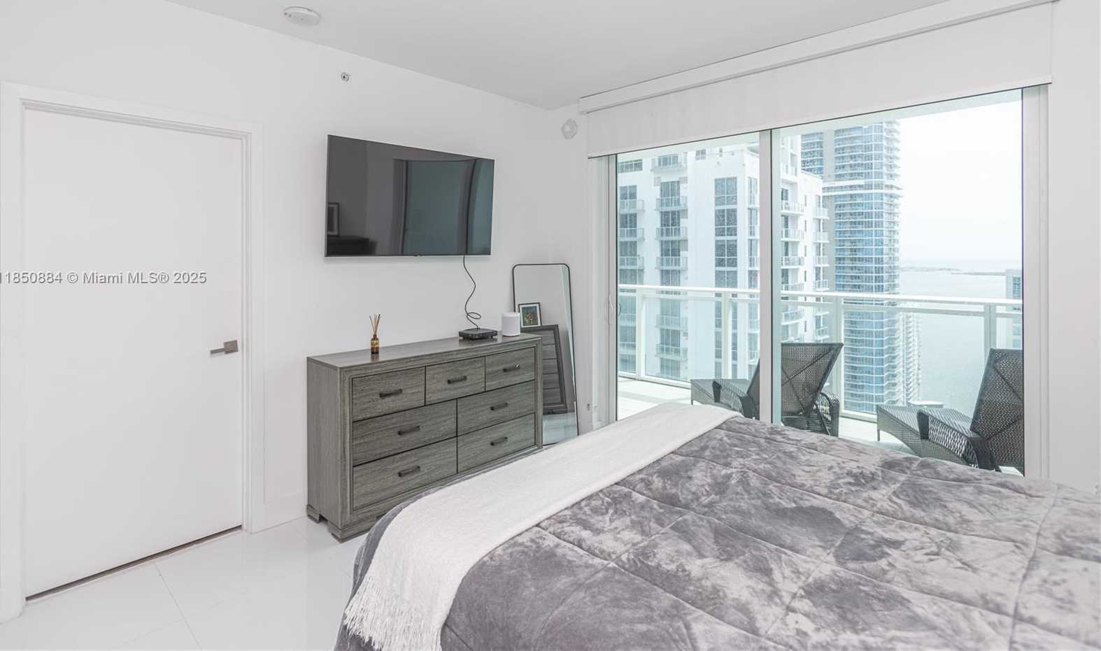 Small Image of 1080 BRICKELL #3906, Miami Number 12