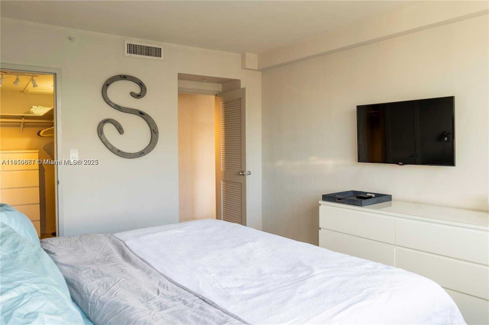 Small Image of 1500 BAY RD #1464S, Miami Beach Number 9
