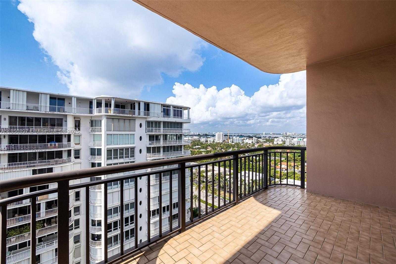 Small Image of 10175 COLLINS AVE #PH8, Bal Harbour Number 26