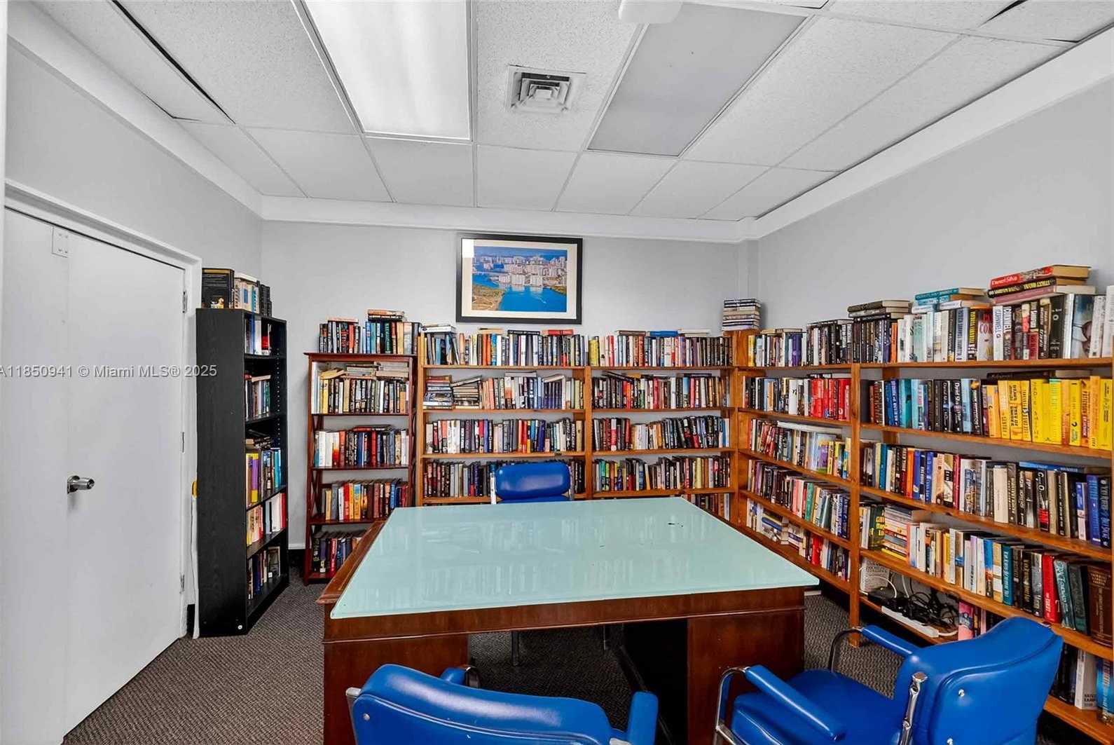 Small Image of 300 BAYVIEW DR #1616, Sunny Isles Beach Number 38