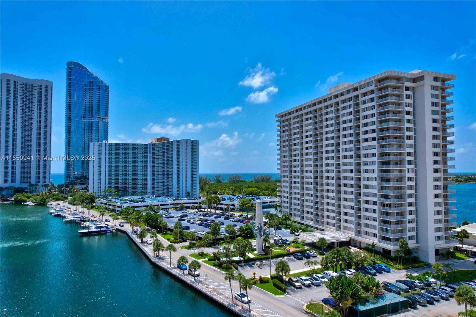 Small Image of 300 BAYVIEW DR #1616, Sunny Isles Beach Number 44