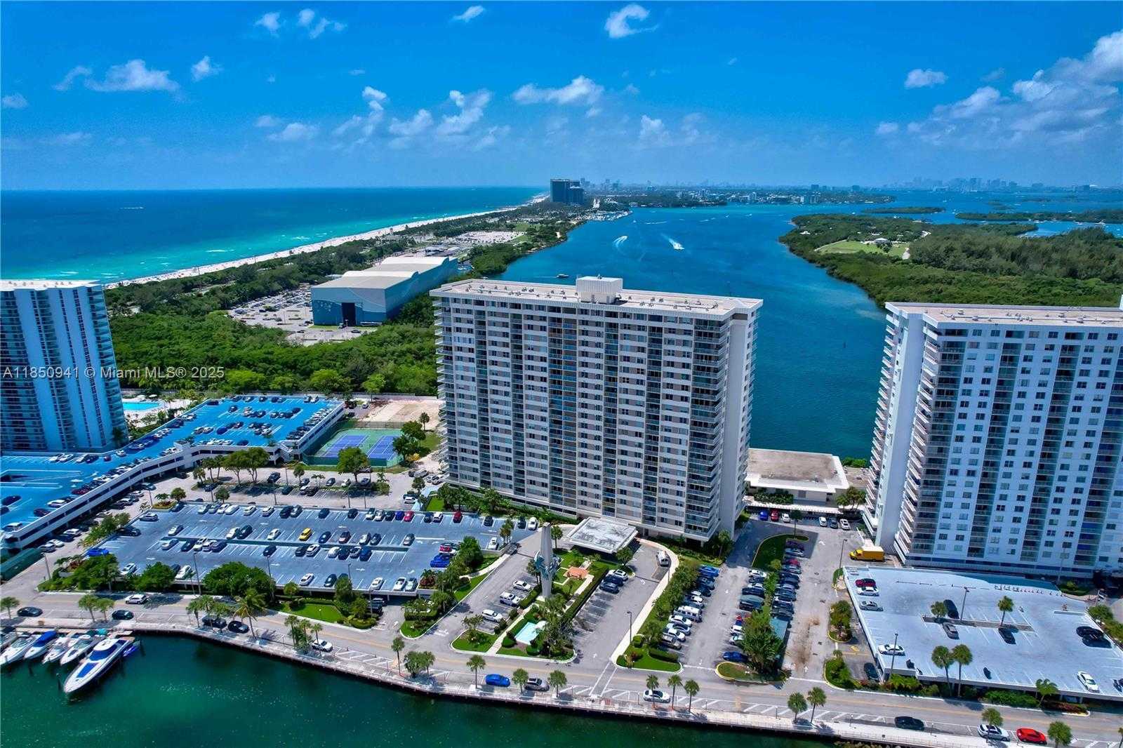 Small Image of 300 BAYVIEW DR #1616, Sunny Isles Beach Number 45