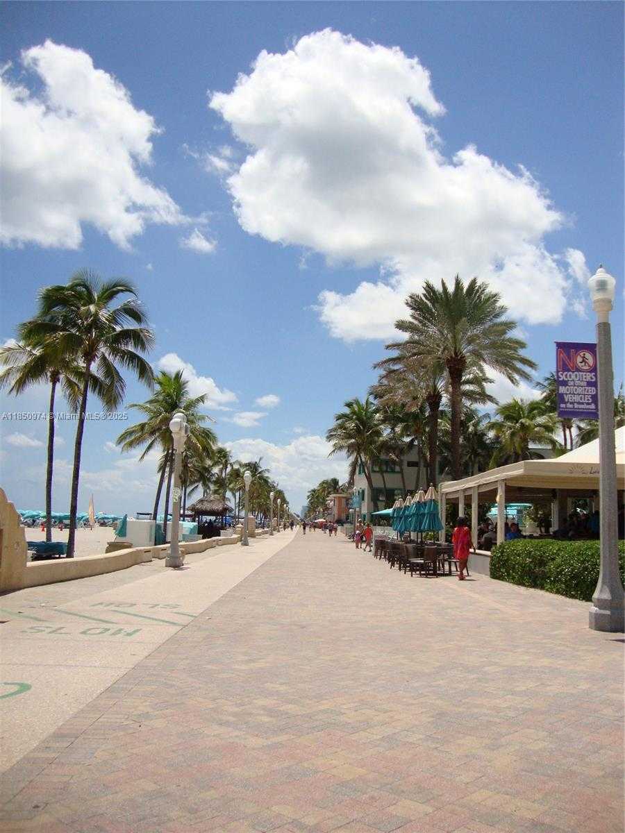 Small Image of 2600 SOUTH OCEAN DR #S113, Hollywood Number 13