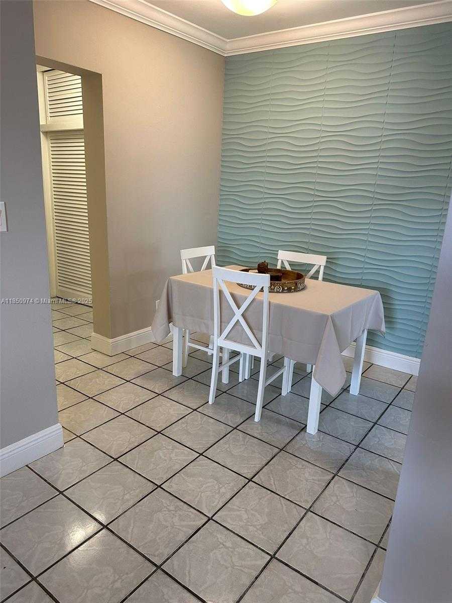 Small Image of 2600 SOUTH OCEAN DR #S113, Hollywood Number 4