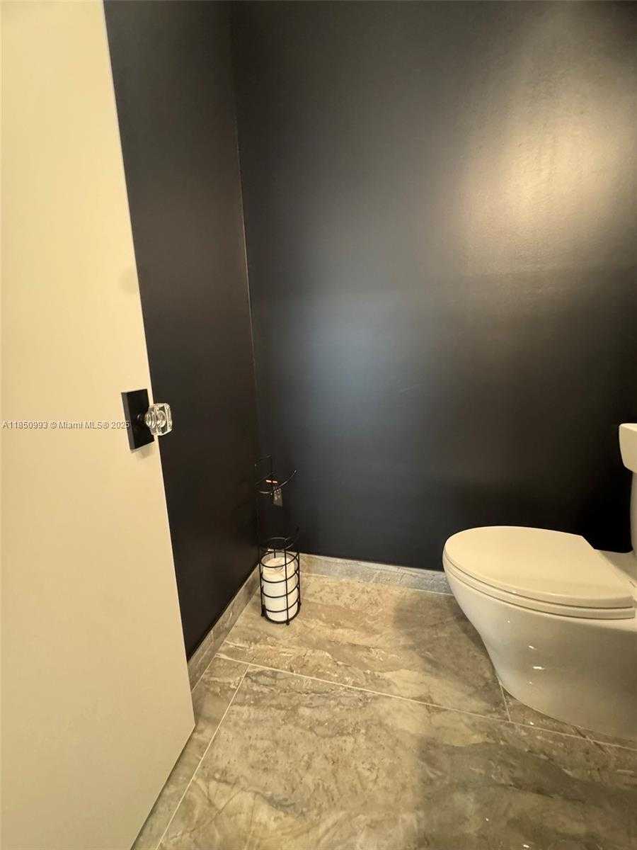 Small Image of 4520 SOUTH WEST 68TH CT CIR #30-5, Miami Number 20