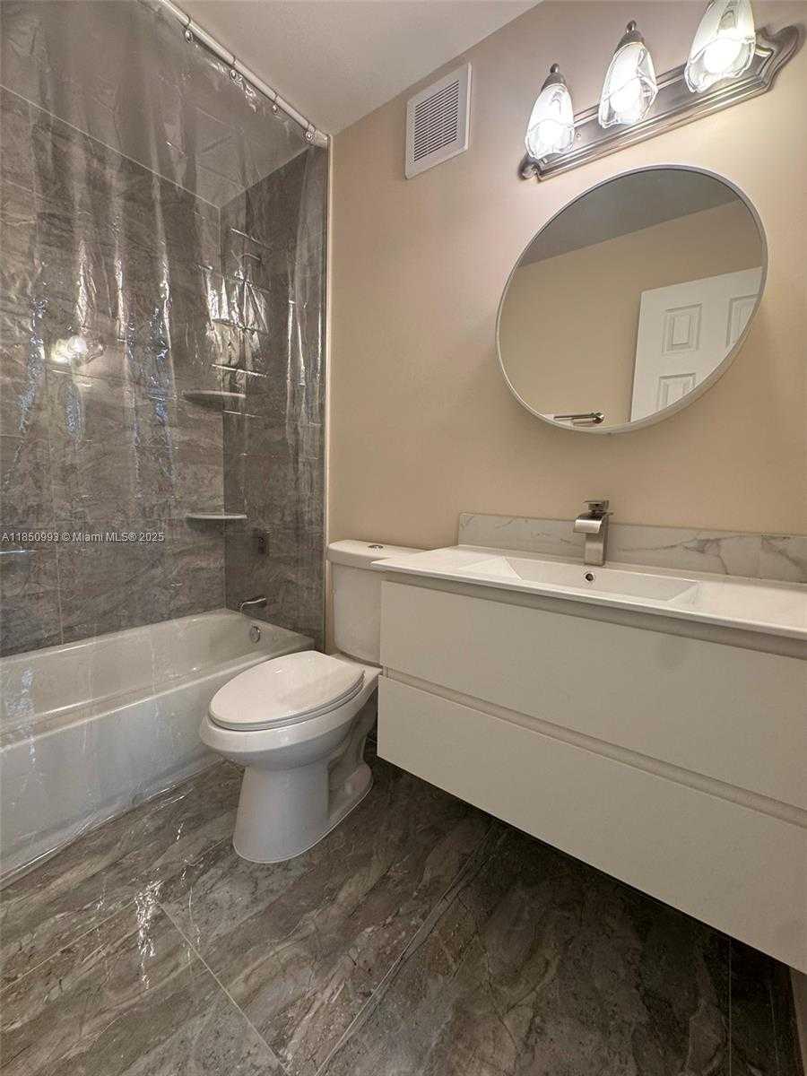 Small Image of 4520 SOUTH WEST 68TH CT CIR #30-5, Miami Number 28
