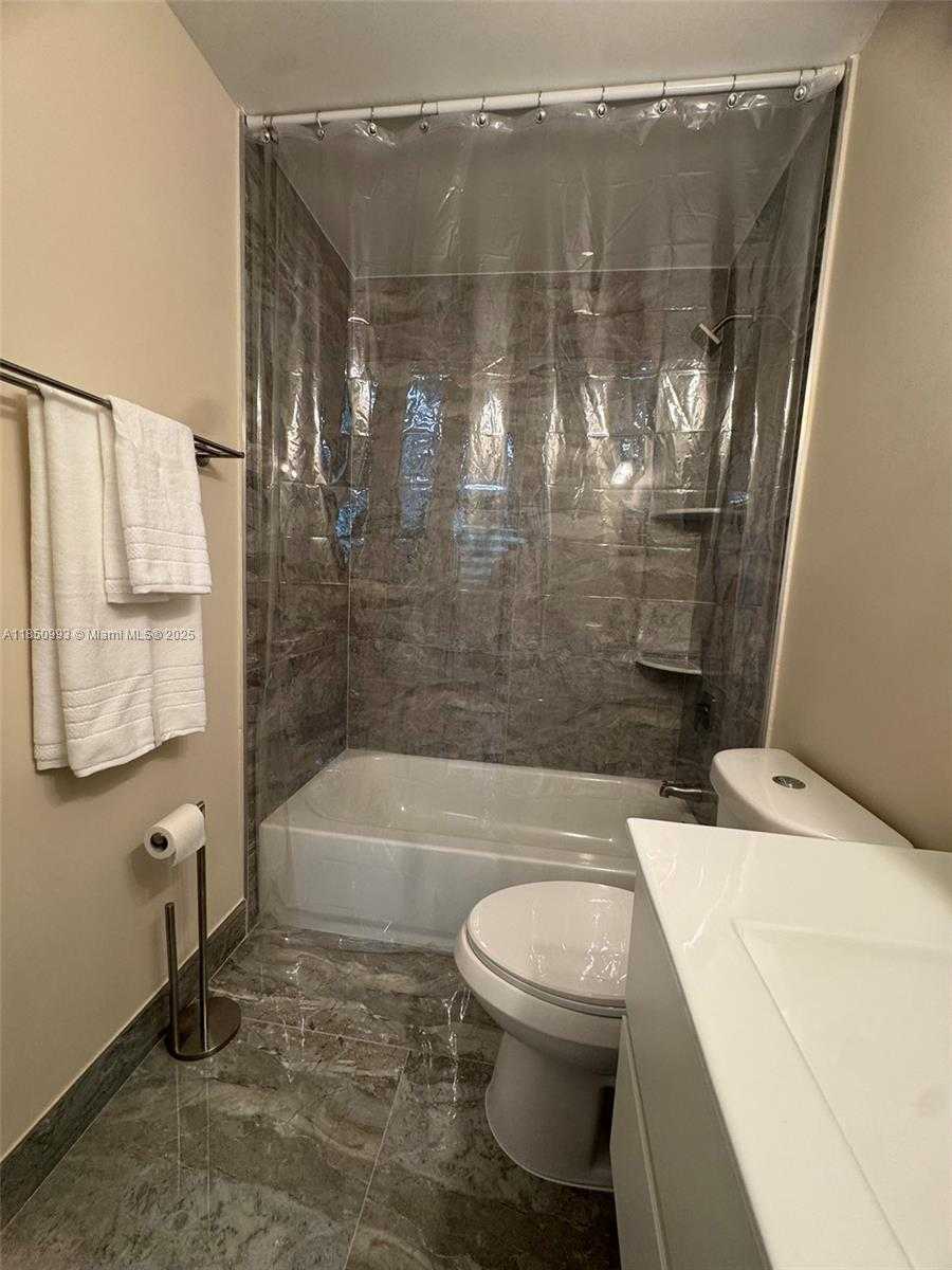 Small Image of 4520 SOUTH WEST 68TH CT CIR #30-5, Miami Number 29