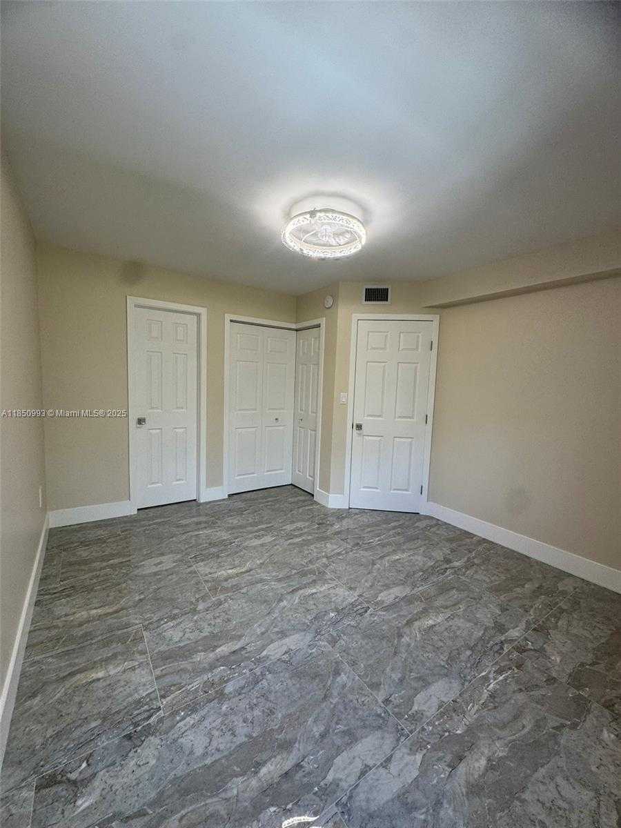 Small Image of 4520 SOUTH WEST 68TH CT CIR #30-5, Miami Number 34