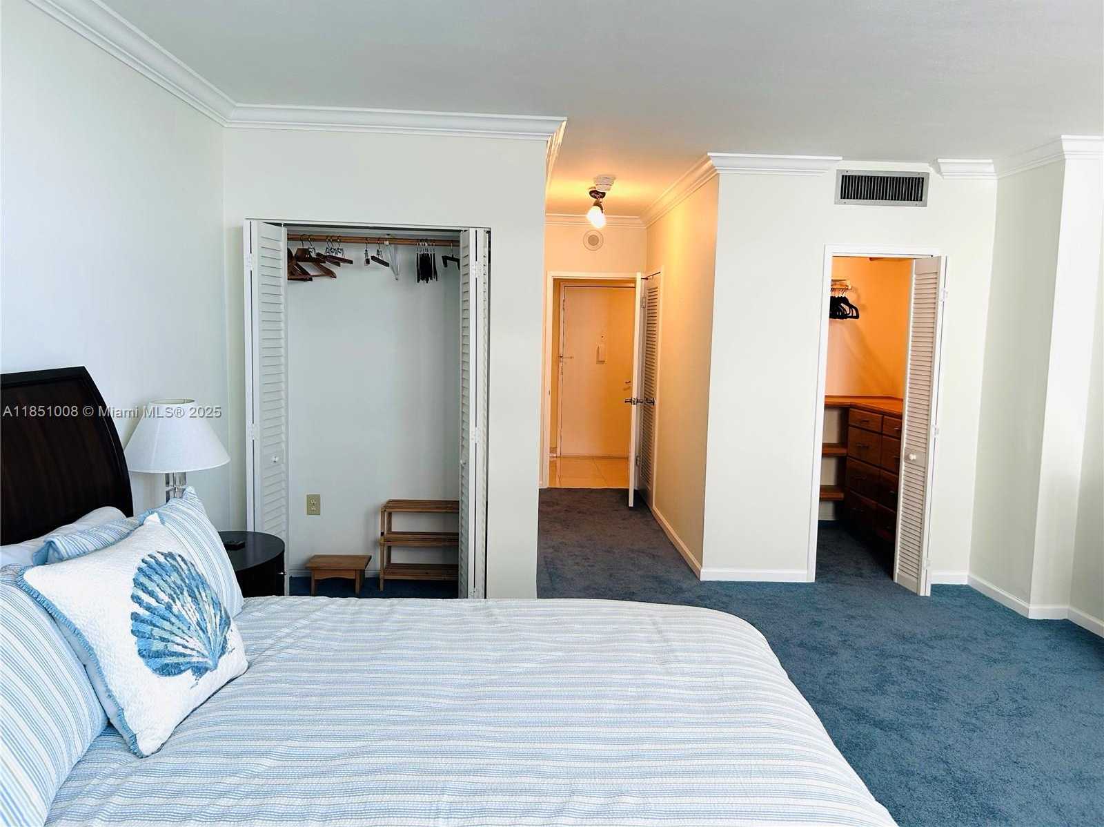 Small Image of 5825 COLLINS AVE #10H, Miami Beach Number 37