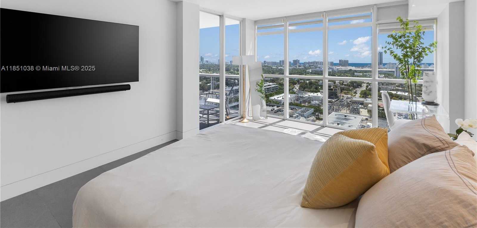 Small Image of 1800 SUNSET HARBOUR DR #2105, Miami Beach Number 24