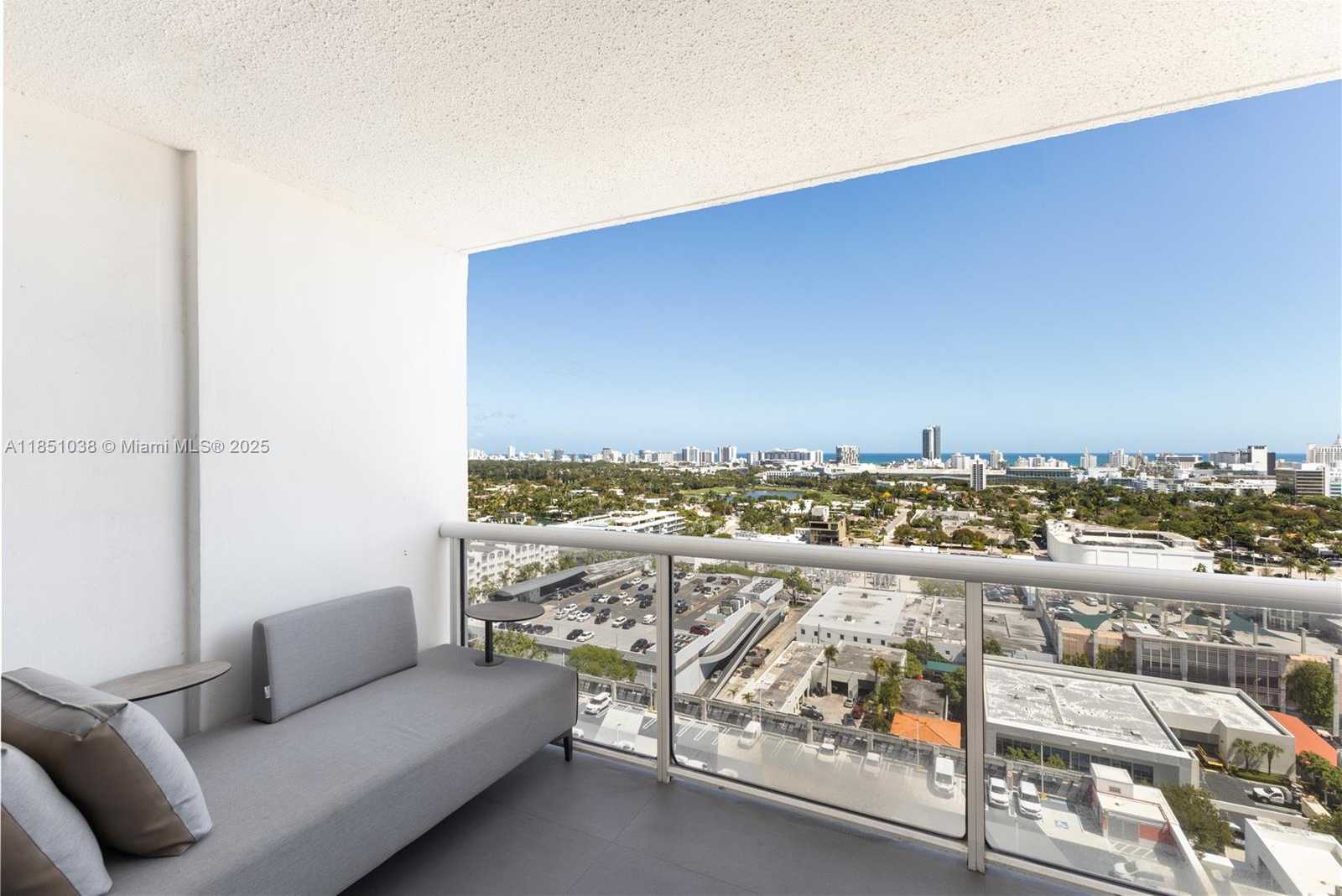 Small Image of 1800 SUNSET HARBOUR DR #2105, Miami Beach Number 4