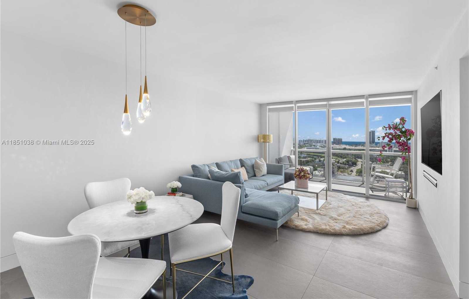 Small Image of 1800 SUNSET HARBOUR DR #2105, Miami Beach Number 7