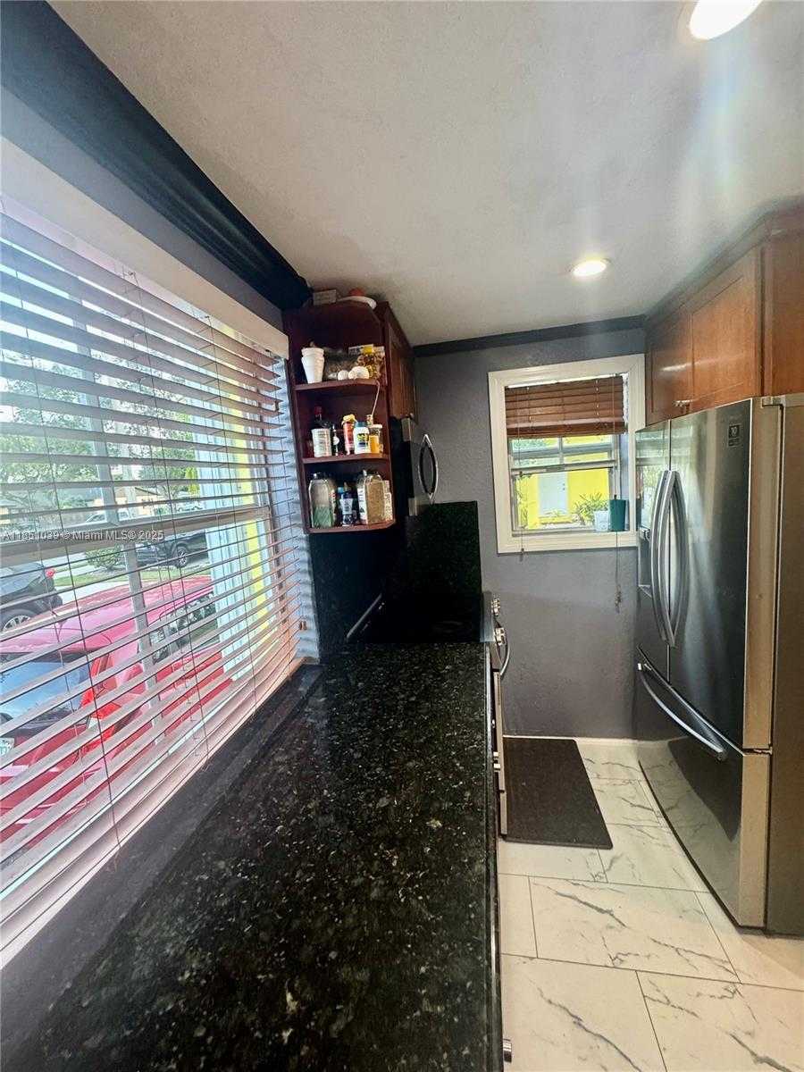 Small Image of 19550 SOUTH WEST 103RD CT #5, Cutler Bay Number 11