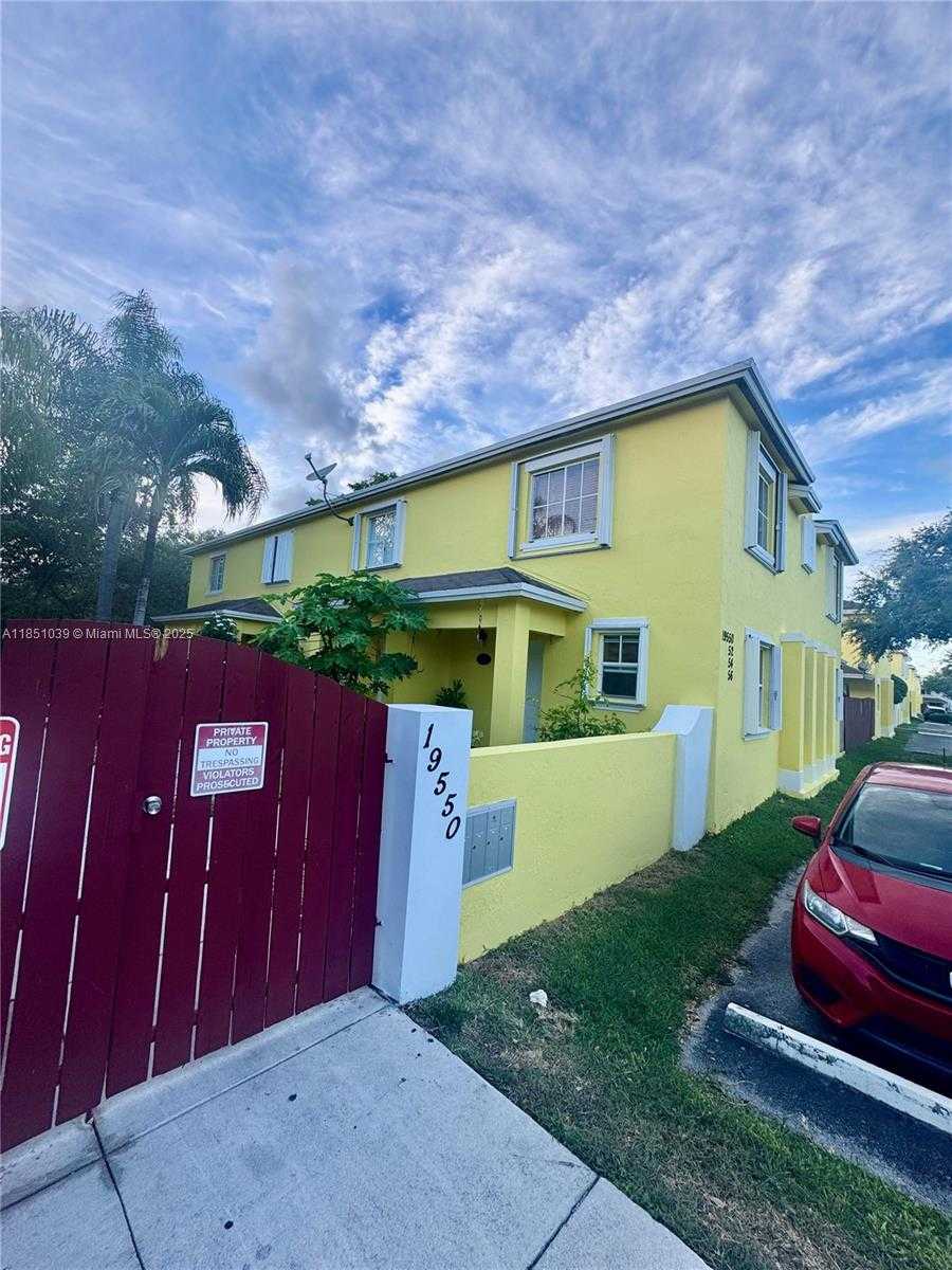 Small Image of 19550 SOUTH WEST 103RD CT #5, Cutler Bay Number 3