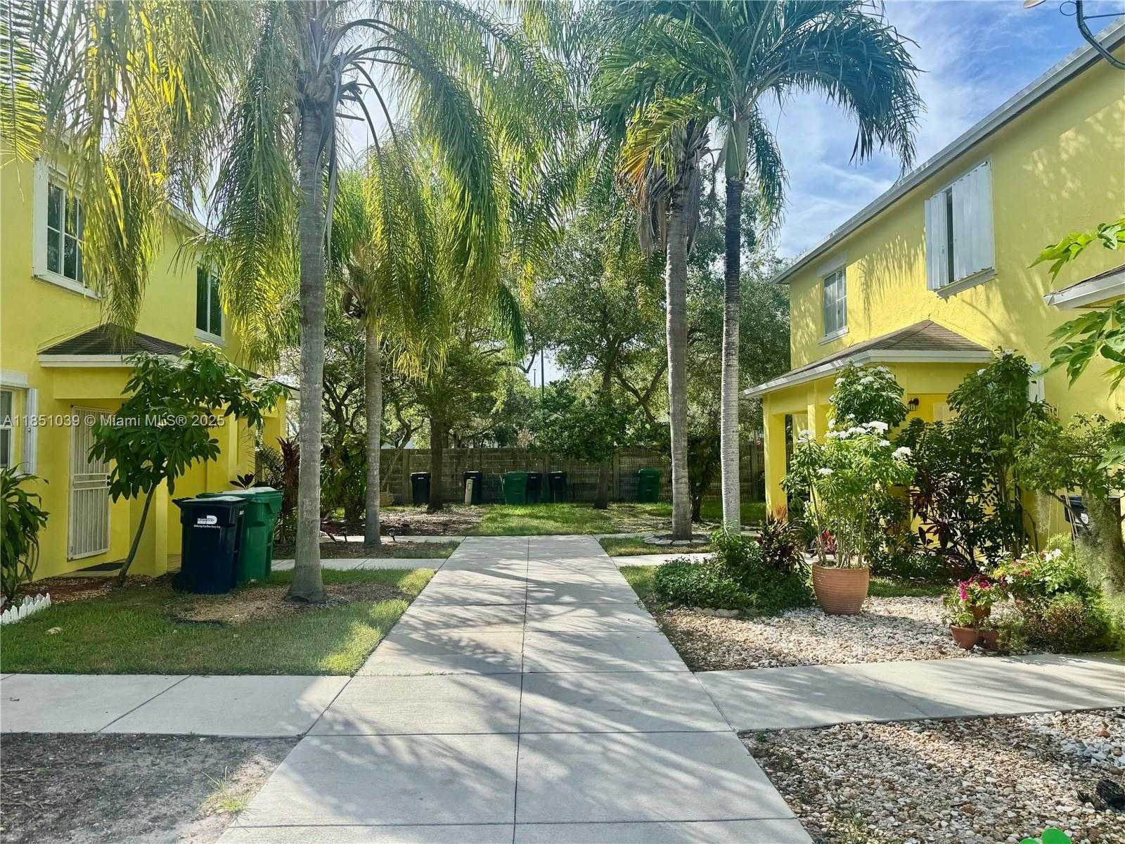 Small Image of 19550 SOUTH WEST 103RD CT #5, Cutler Bay Number 5