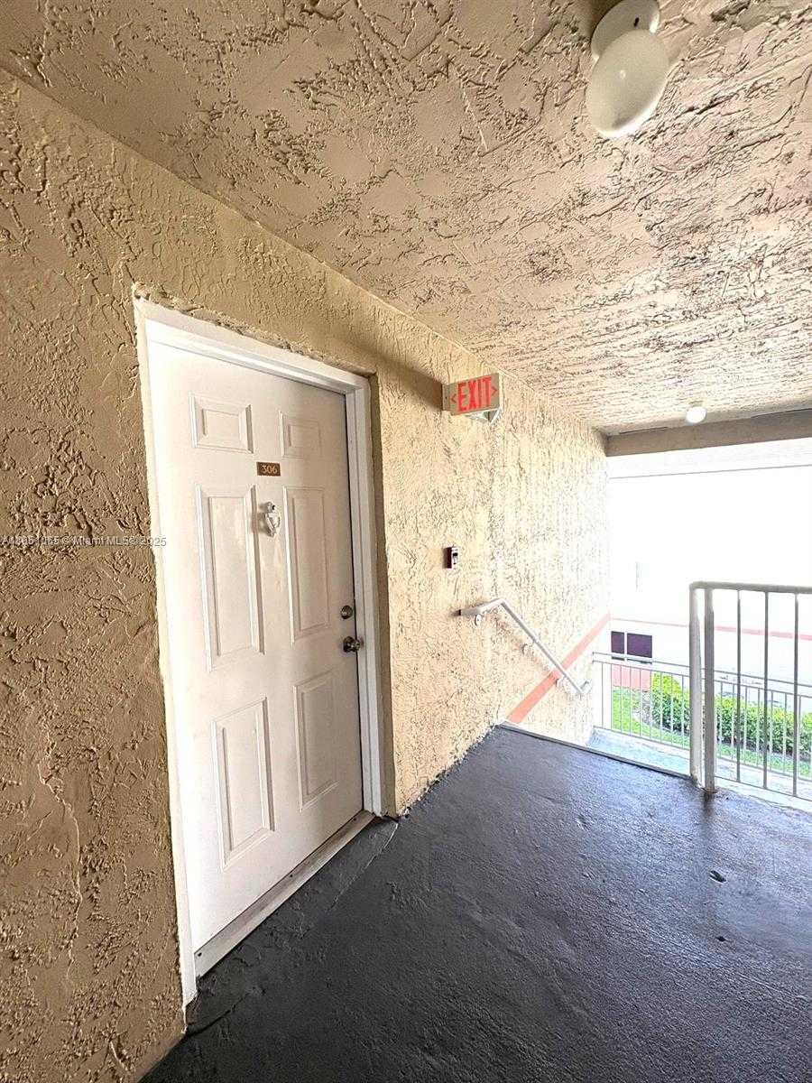 Small Image of 18850 NORTH WEST 57TH AVE #306, Hialeah Number 2