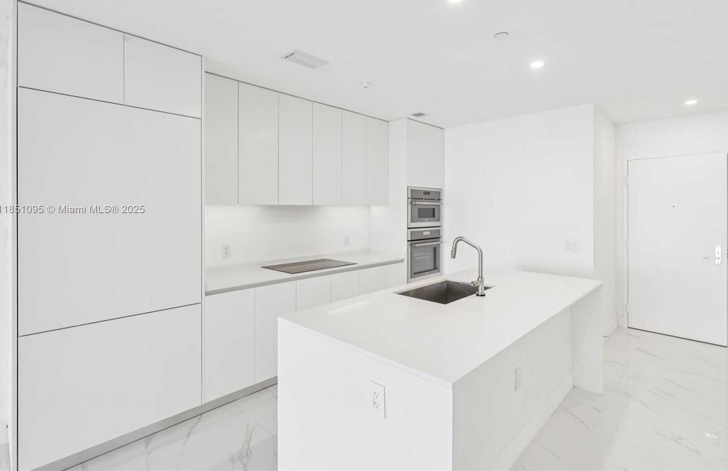 Small Image of 700 NORTH EAST 24TH ST #806, Miami Number 11