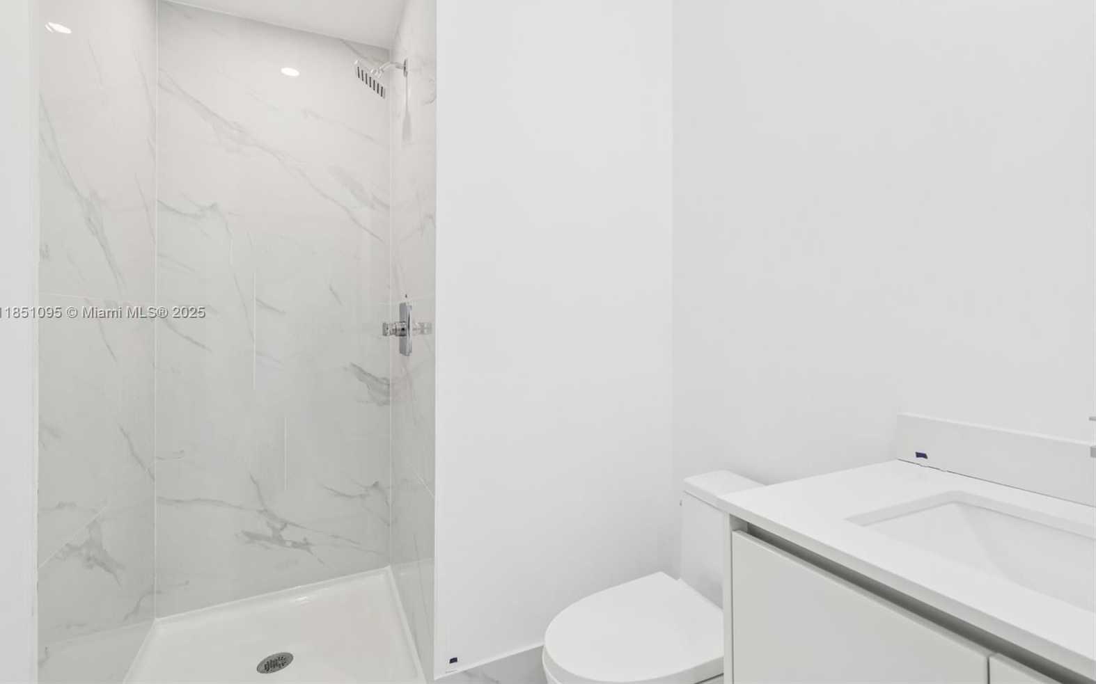 Small Image of 700 NORTH EAST 24TH ST #806, Miami Number 22