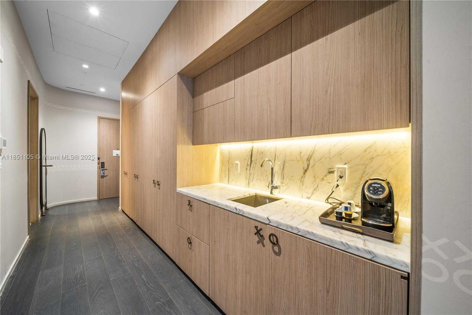 Small Image of 801 SOUTH MIAMI AVE #309, Miami Number 12