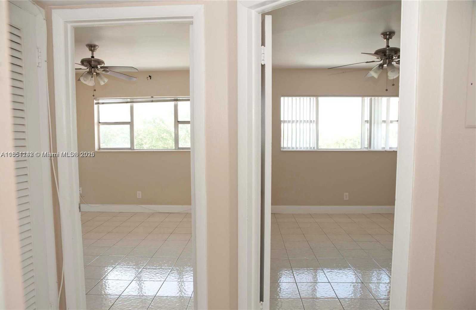 Small Image of 270 LAYNE BLVD #305, Hallandale Beach Number 10