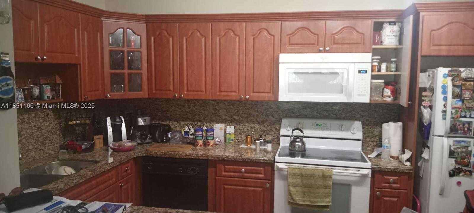Small Image of 14820 NARANJA LAKES BLVD #D2N, Homestead Number 6