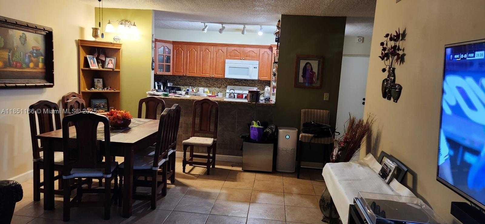Small Image of 14820 NARANJA LAKES BLVD #D2N, Homestead Number 8