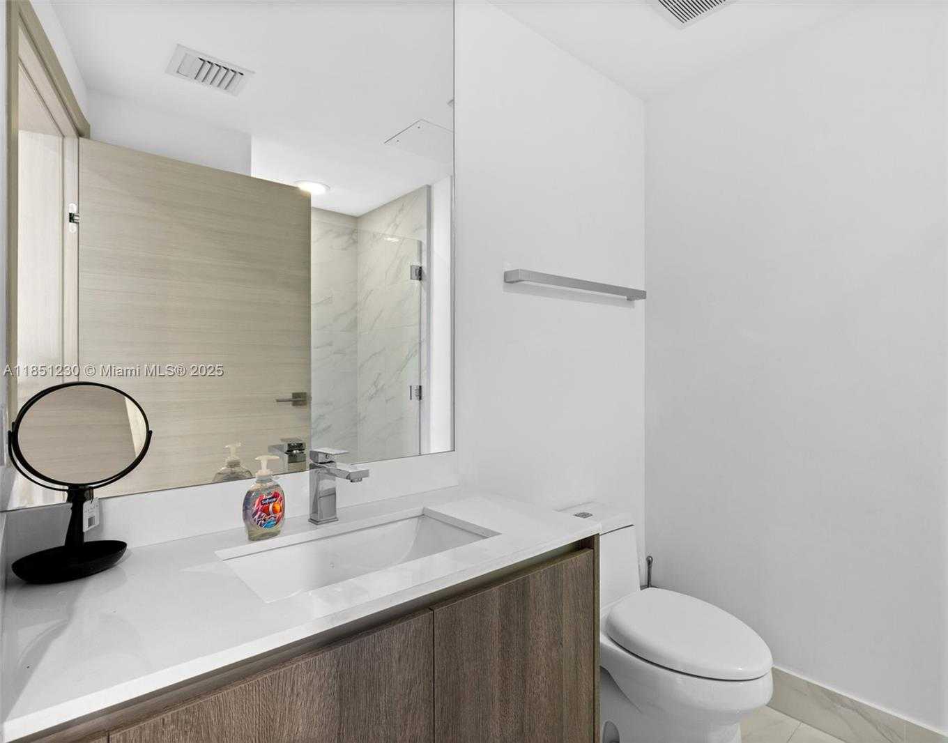 Small Image of 801 SOUTH MIAMI AVE #3301, Miami Number 17