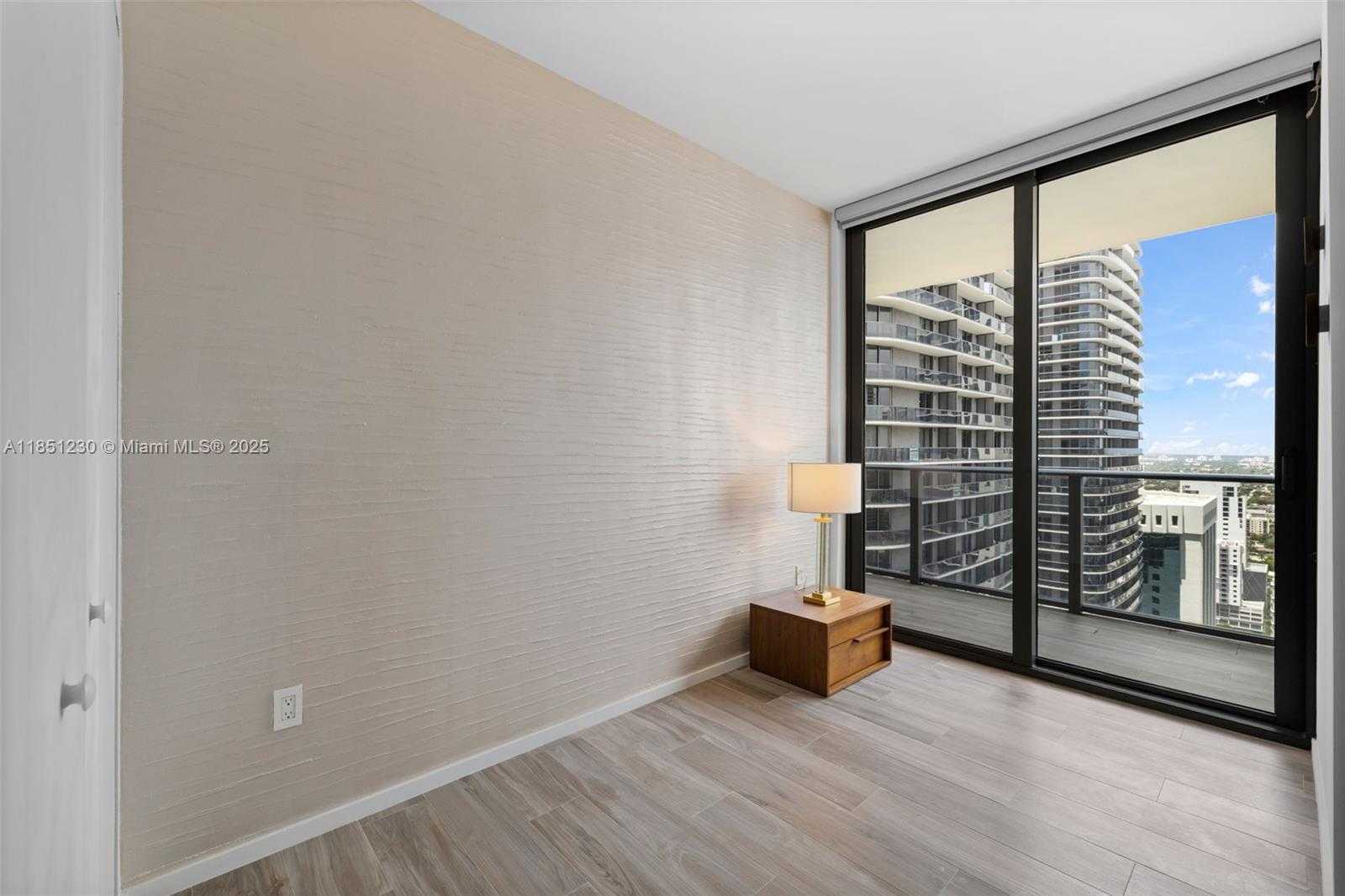 Small Image of 801 SOUTH MIAMI AVE #3301, Miami Number 25