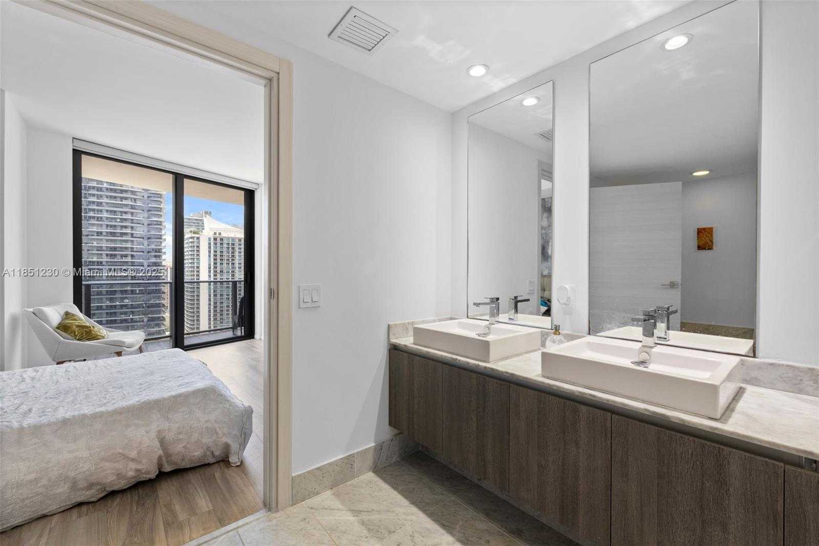 Small Image of 801 SOUTH MIAMI AVE #3301, Miami Number 35