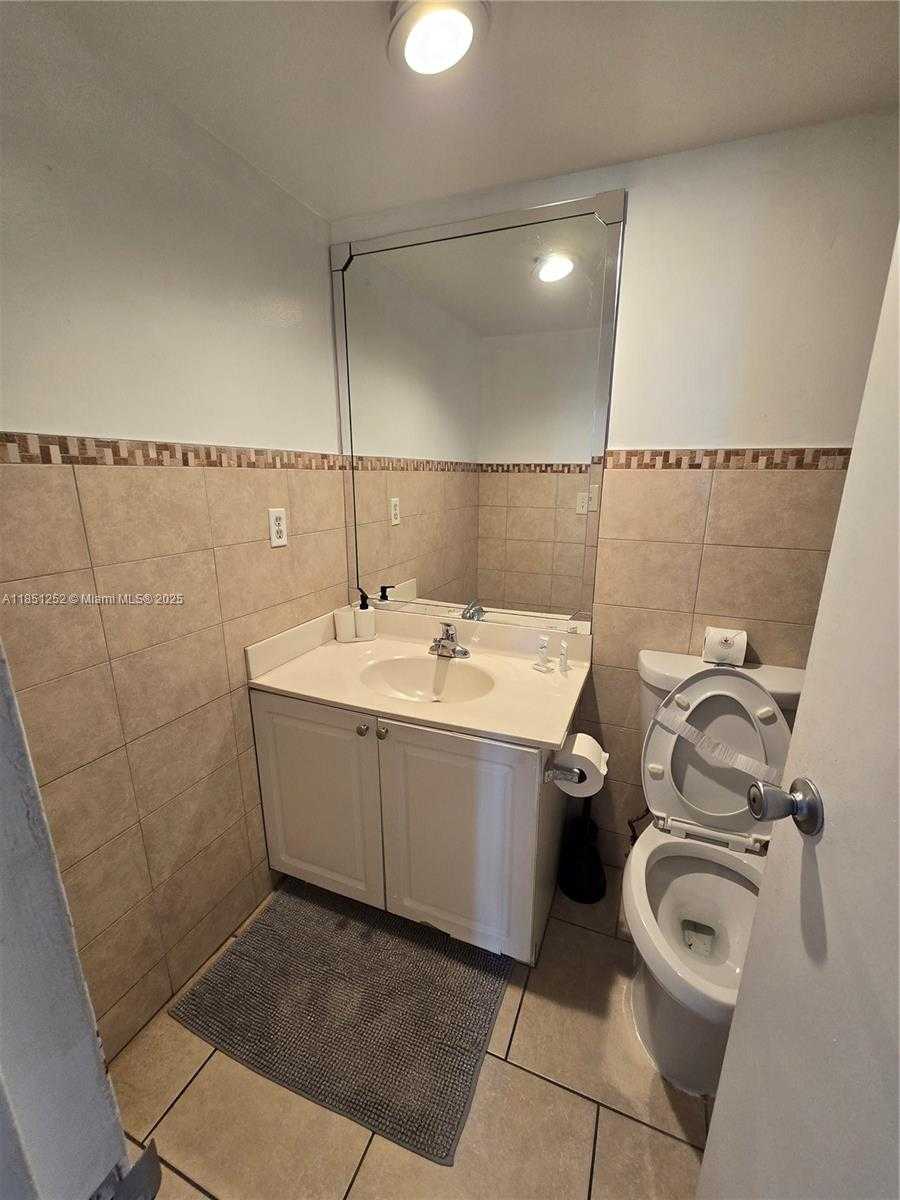 Small Image of 3901 SOUTH OCEAN DR #5C, Hollywood Number 13