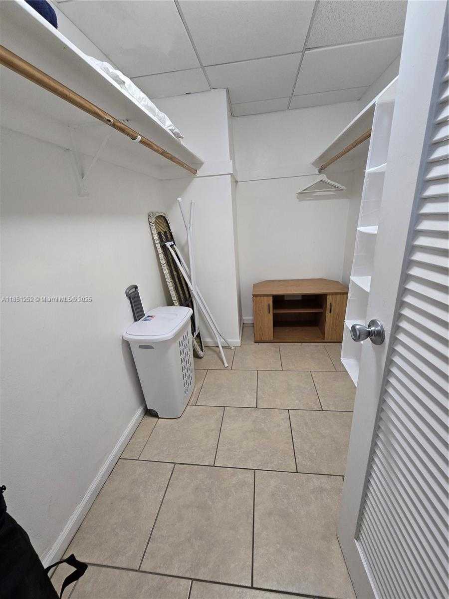 Small Image of 3901 SOUTH OCEAN DR #5C, Hollywood Number 15