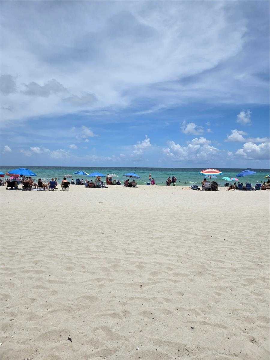 Small Image of 3901 SOUTH OCEAN DR #5C, Hollywood Number 20