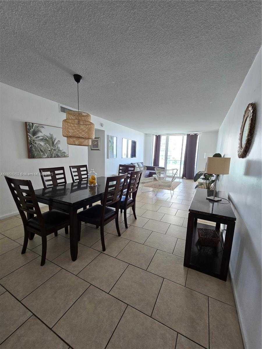 Small Image of 3901 SOUTH OCEAN DR #5C, Hollywood Number 4