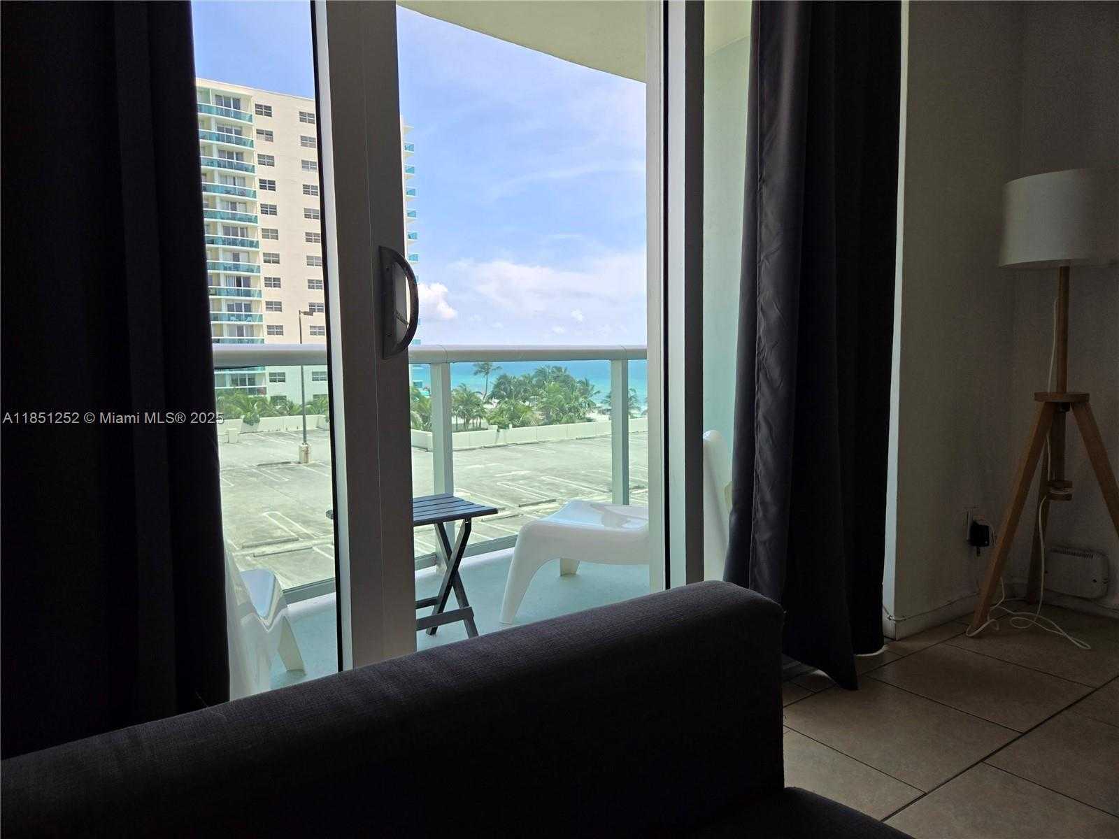 Small Image of 3901 SOUTH OCEAN DR #5C, Hollywood Number 9