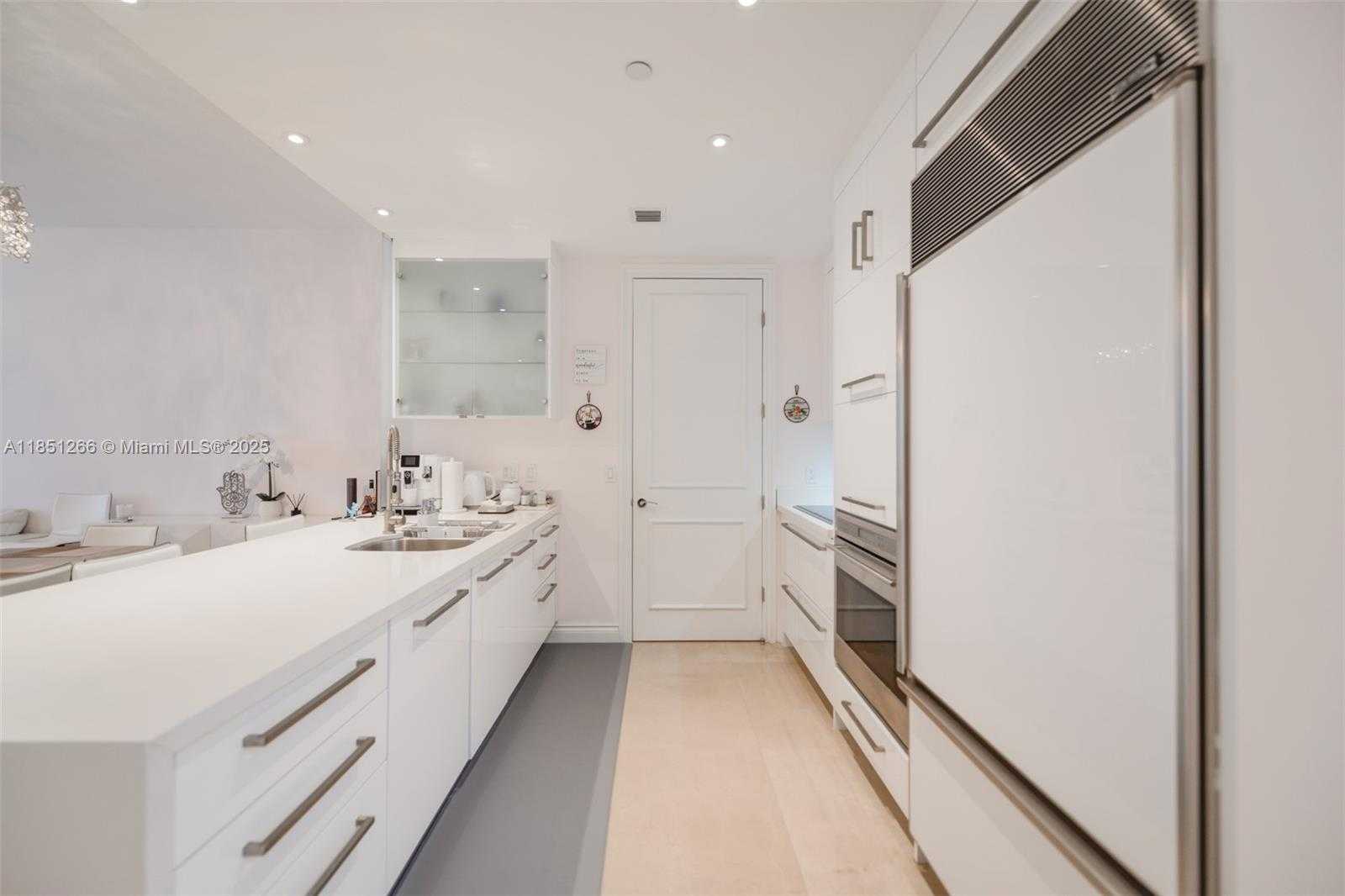 Small Image of 15901 COLLINS AVE #1602, Sunny Isles Beach Number 8