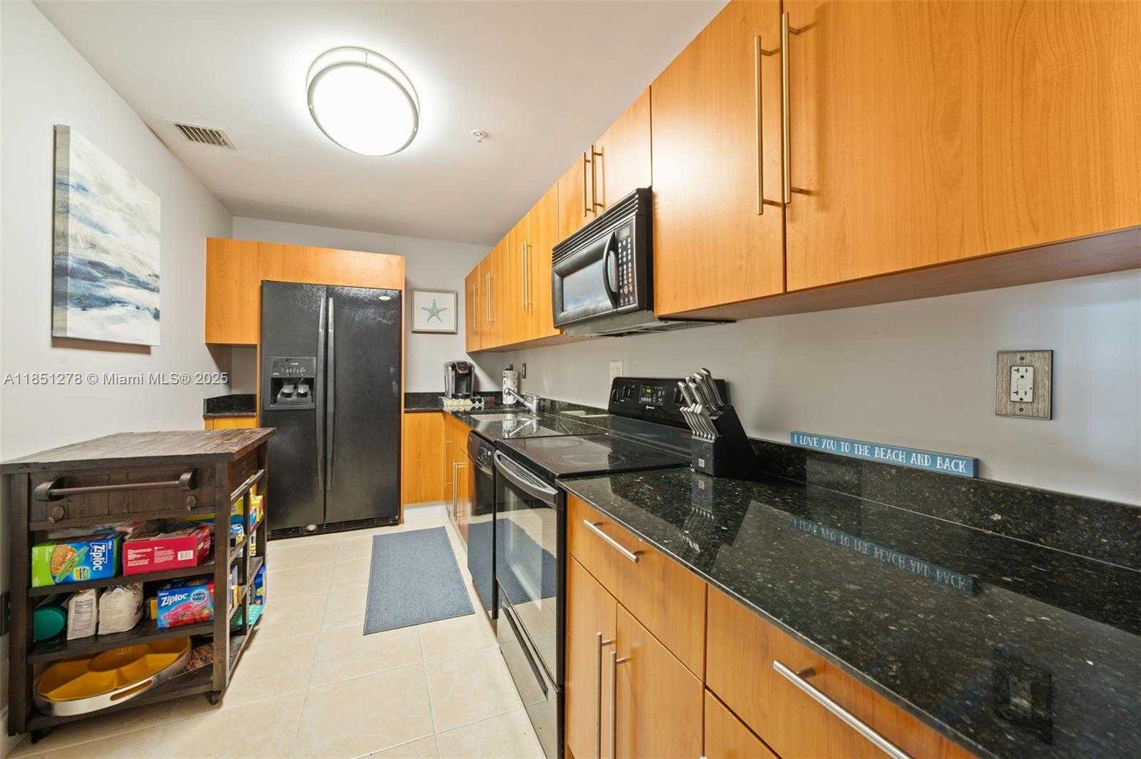 Small Image of 3000 SOUTH OCEAN DR #102, Hollywood Number 12
