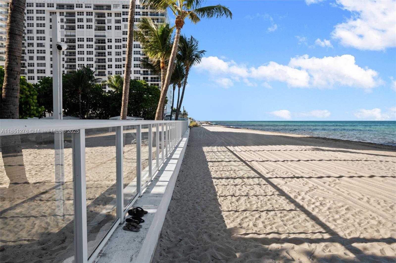 Small Image of 3000 SOUTH OCEAN DR #102, Hollywood Number 30
