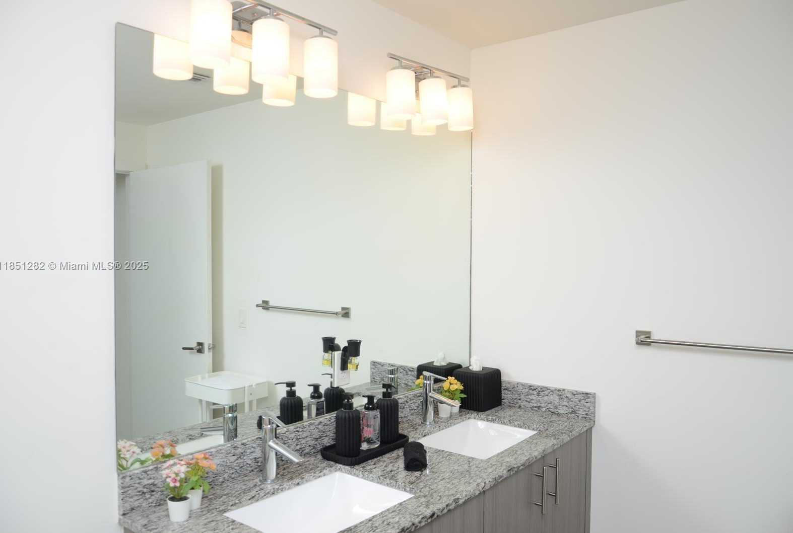 Small Image of 5350 NORTH WEST 84TH AVE #907, Doral Number 18