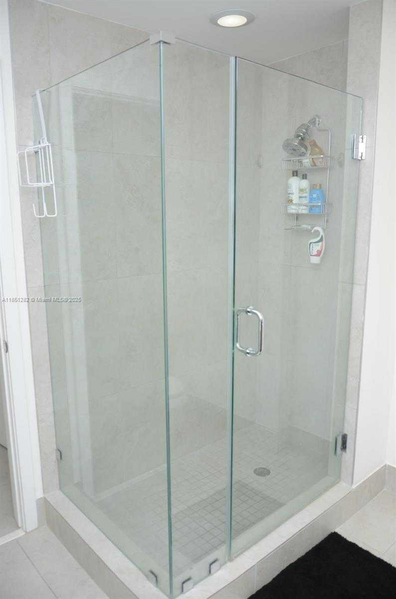 Small Image of 5350 NORTH WEST 84TH AVE #907, Doral Number 21