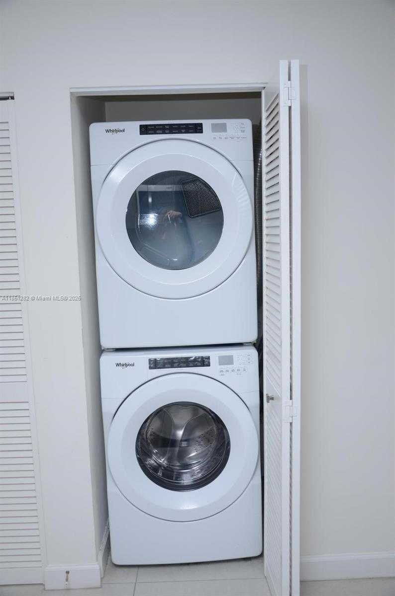Small Image of 5350 NORTH WEST 84TH AVE #907, Doral Number 24