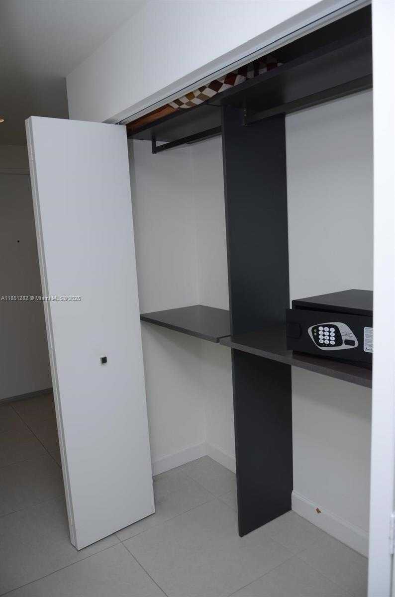 Small Image of 5350 NORTH WEST 84TH AVE #907, Doral Number 25