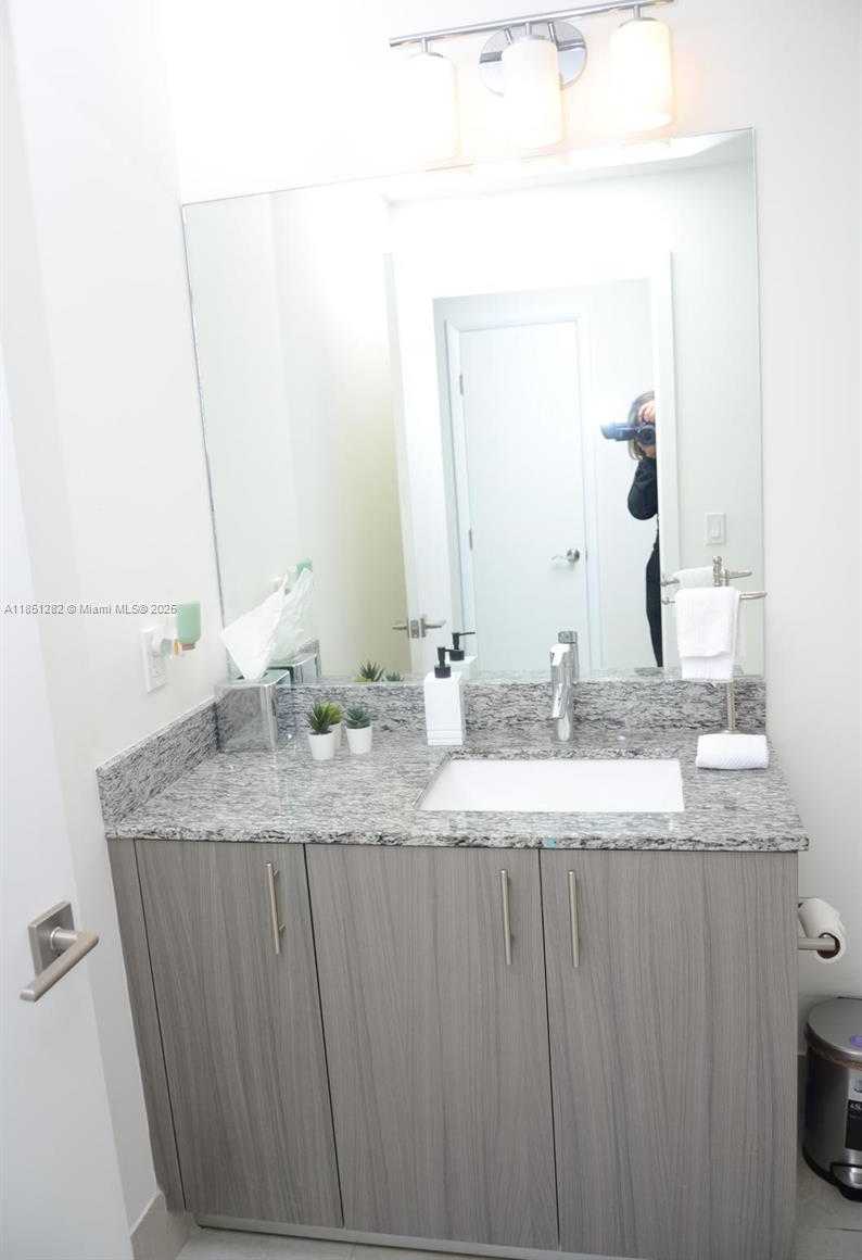 Small Image of 5350 NORTH WEST 84TH AVE #907, Doral Number 31