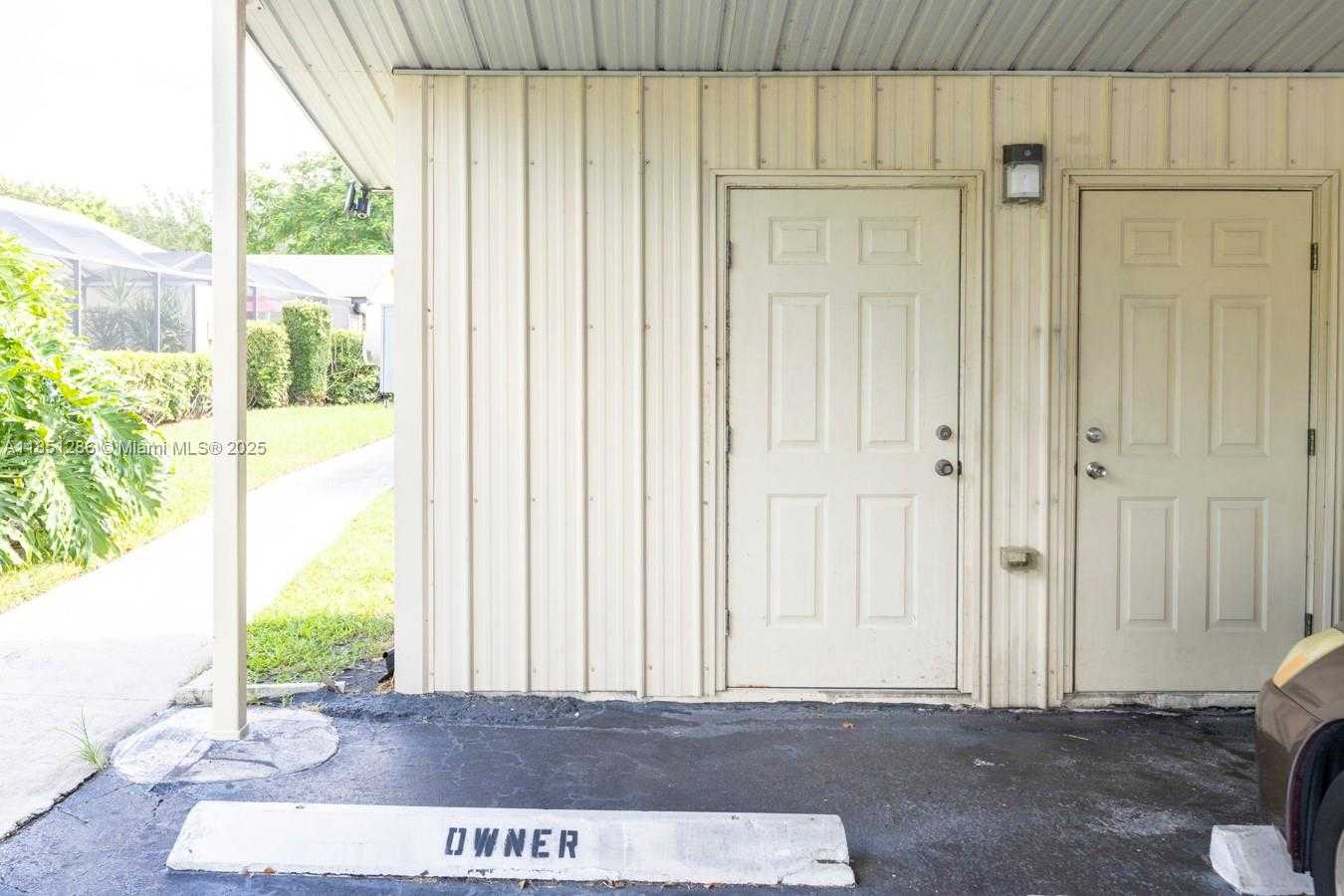 Small Image of 23393 BARLAKE DR, Boca Raton Number 15