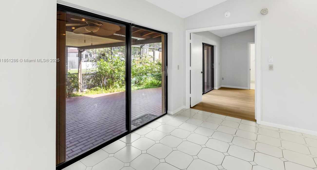 Small Image of 23393 BARLAKE DR, Boca Raton Number 18