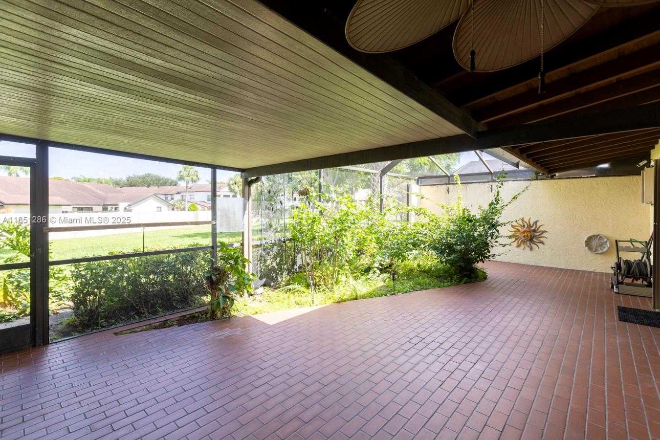Small Image of 23393 BARLAKE DR, Boca Raton Number 20