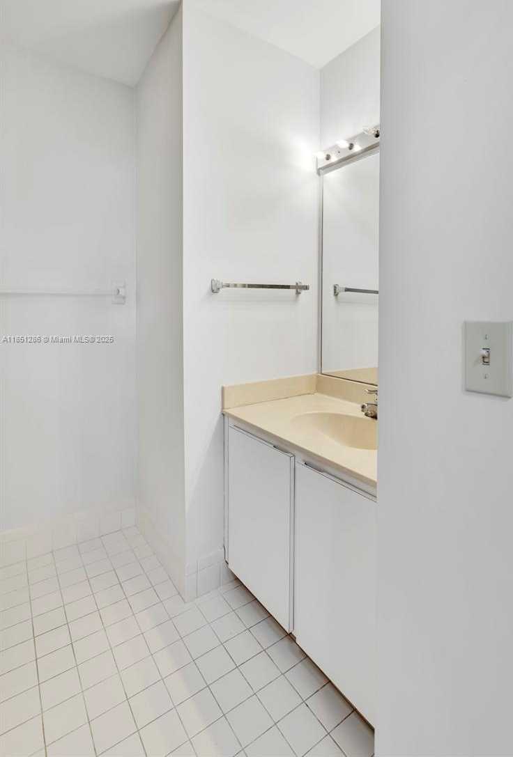 Small Image of 23393 BARLAKE DR, Boca Raton Number 28